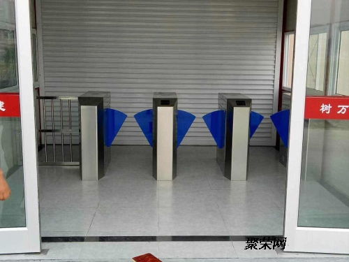 赣县、宁都、寻乌翼闸应用案例 从车站到工地再到校园的门禁升级